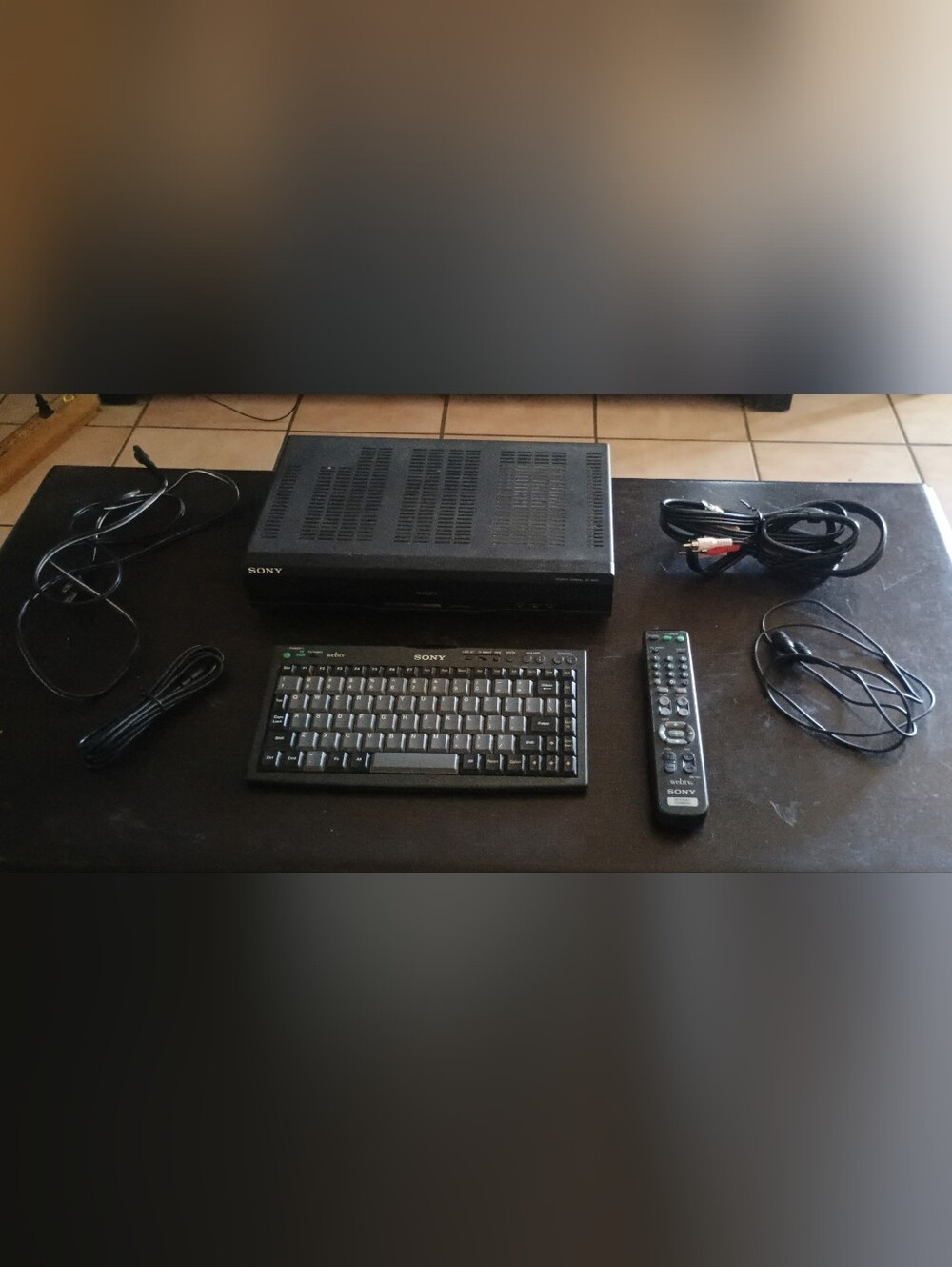 Sony Webtv Internet Terminal with Remote, Wired Keyboard and Cables - Black